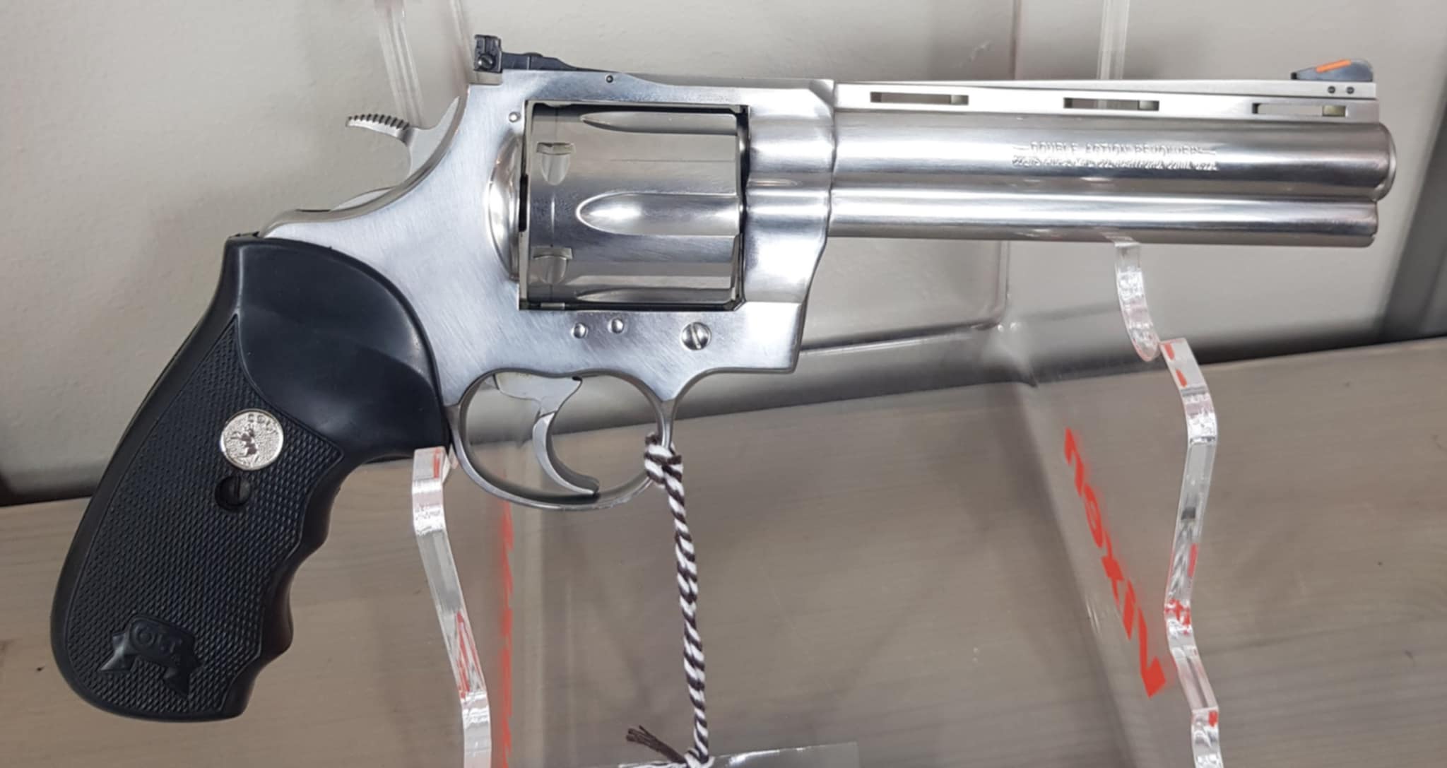 Colt Anaconda 45Colt